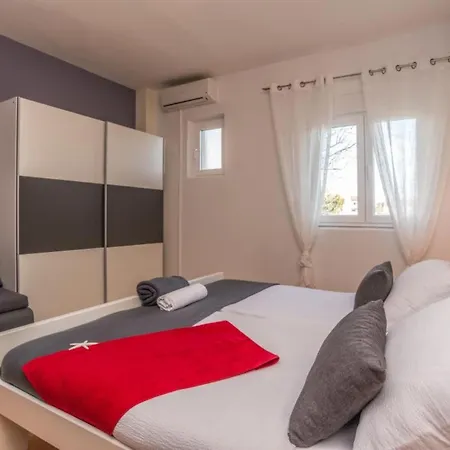 Julia - One Bedroom 5 Apartman